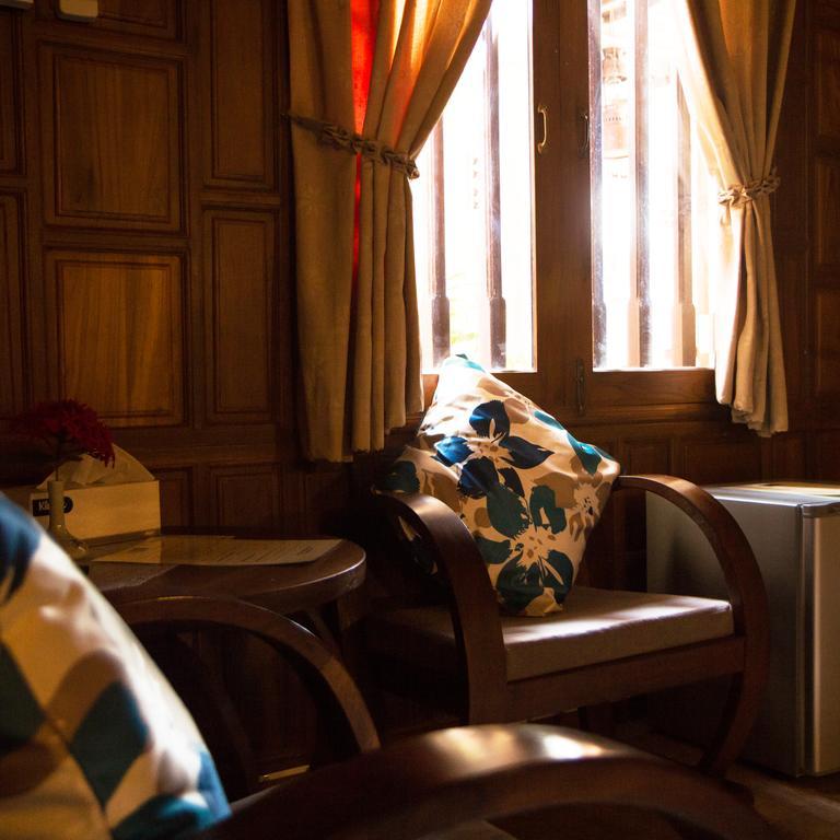 Baanthep Antique Homestay Phrae Exterior photo
